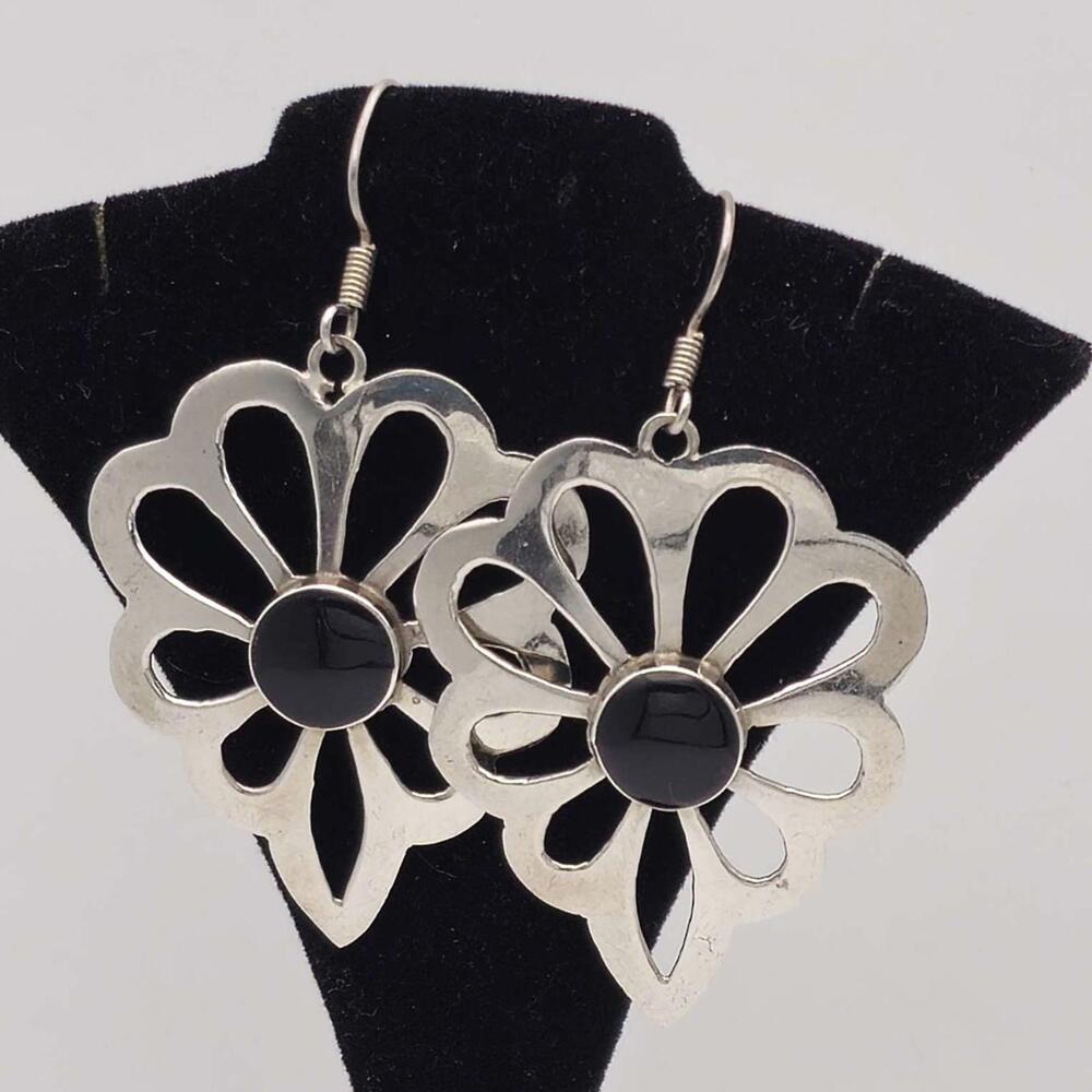 Silver Flower Shaped Boho Drop Earrings Set In Black Onyx